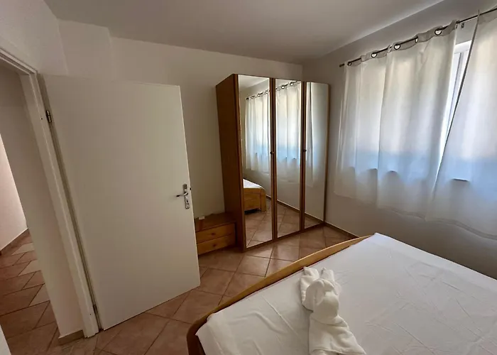 Remi Appartement Starigrad Paklenica